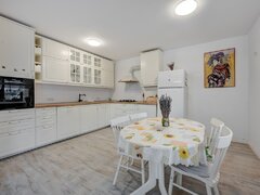 Ciorogarla, Crinului, Mobilata, Incalzire in pardoseala, T= 734mp, Comision 0 %